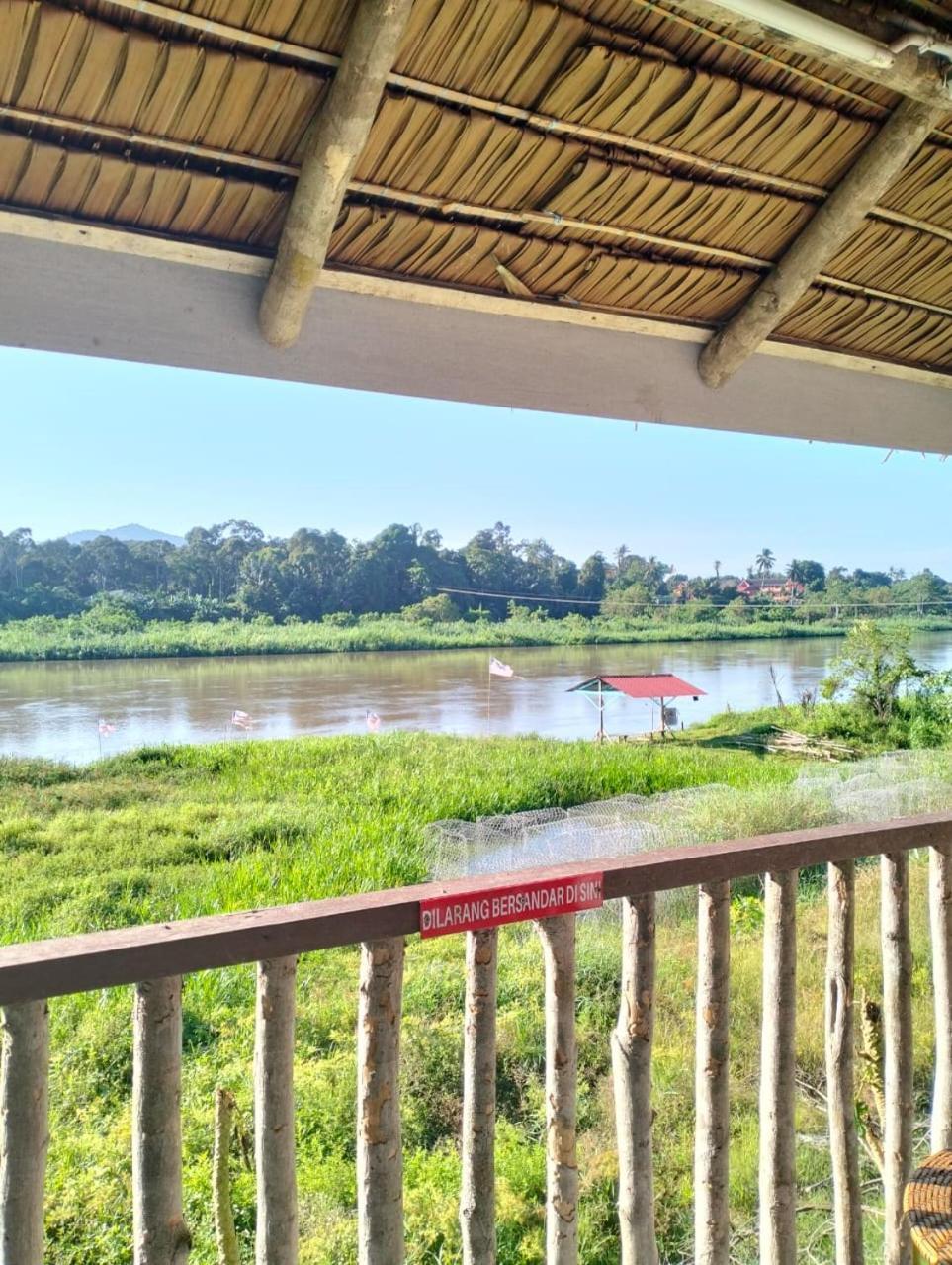 Resort D Rumah Bonda River View Kuala Kangsar Eksteriør bilde