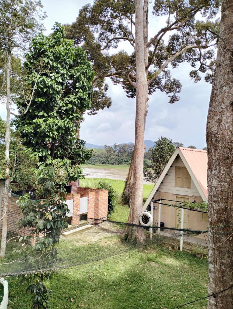 Resort D Rumah Bonda River View Kuala Kangsar Eksteriør bilde